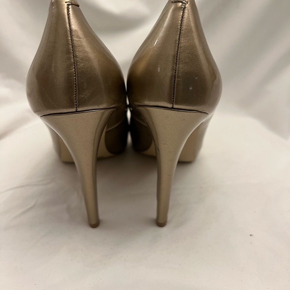 Bcbgenerstion high heeled shoes, size 8.5M - Picture 6 of 6